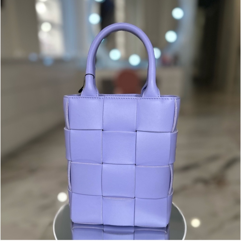 NWT Bottega Veneta Small Cassette Tote Bag Lilac